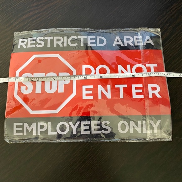 Do not enter decals - Picture 4 of 4